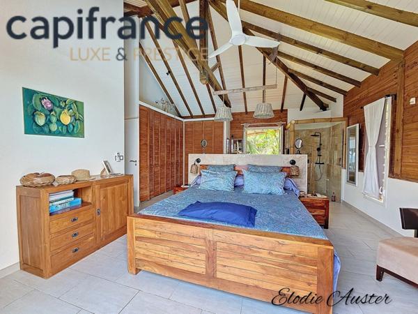 Villa d'exception vue mer et 1 studio