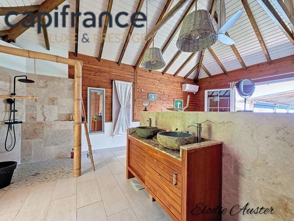 Villa d'exception vue mer et 1 studio