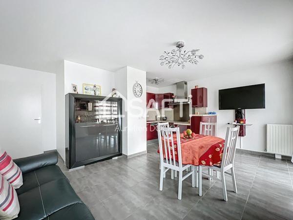 Appartement coup de coeur avec balcon.