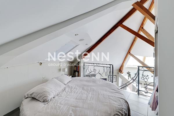 Exclusivité - Face à l'Hippodrome de Saint-Cloud - Comme une Maison - Terrasse - Cave - Parkings - Piscine