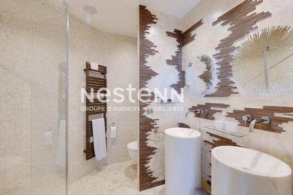 Exclusivité - Face à l'Hippodrome de Saint-Cloud - Comme une Maison - Terrasse - Cave - Parkings - Piscine