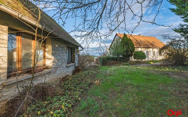 Maison à vendre    6 pièces •  Mont-sur-Courville