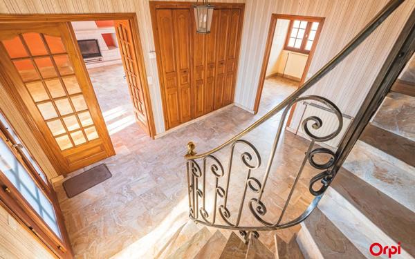 Maison à vendre    6 pièces •  Mont-sur-Courville