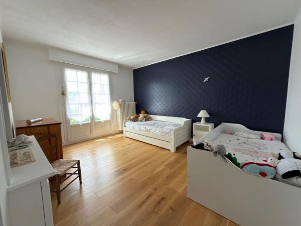 Maison 8 pièces, 303 m2