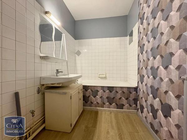 Appartement à louer 1 pièce 31.85m² Limoges (87000)