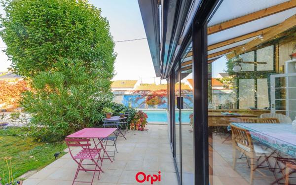 Maison à vendre    6 pièces • 240,93 m2 La Rochelle