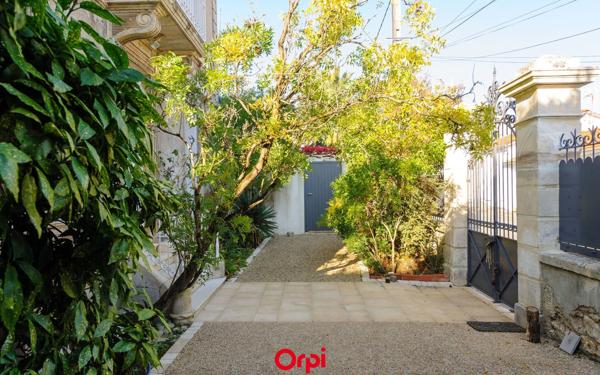 Maison à vendre    6 pièces • 240,93 m2 La Rochelle