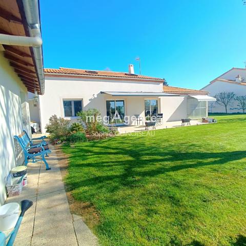 Maison à SAINT-LEGER-SOUS-CHOLET, 49280 - 6 pièces 140m²