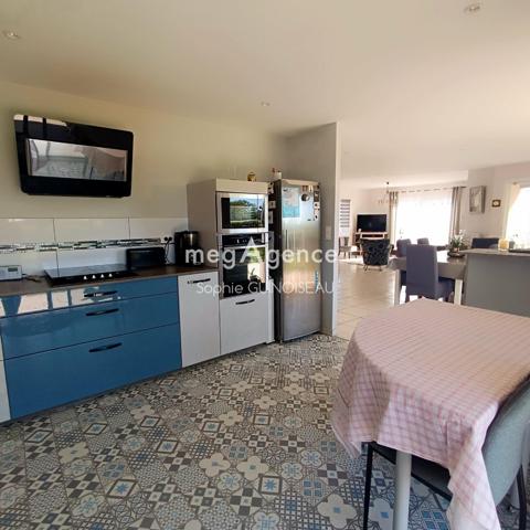 Maison à SAINT-LEGER-SOUS-CHOLET, 49280 - 6 pièces 140m²