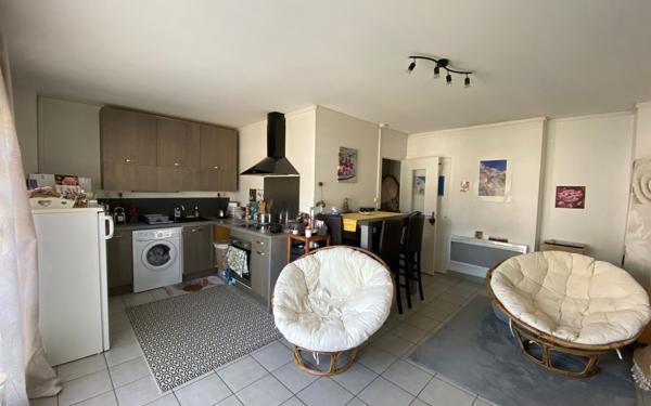 Appartement à vendre    3 pièces •  Voiron