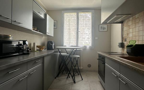 Appartement à vendre    3 pièces • 59 m2 Saint-Égrève