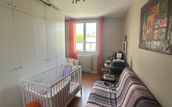 Appartement à vendre    3 pièces • 59 m2 Saint-Égrève