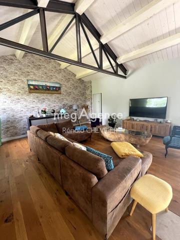 Maison à SAINT-JEAN-DE-MONTS, 85160 - 7 pièces 180m²