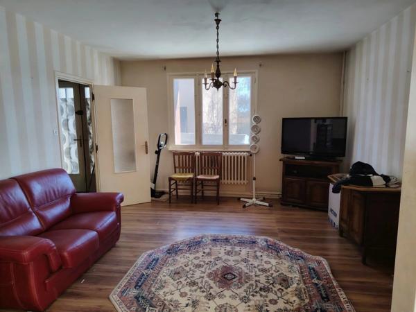 Vente Maison de village 5 pièces 151 m2 à Le Breuil-sur-Couze