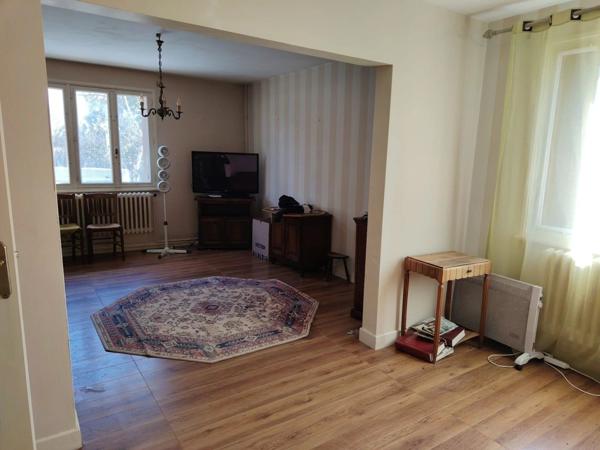 Vente Maison de village 5 pièces 151 m2 à Le Breuil-sur-Couze