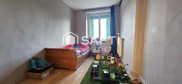 Vous avez besoin d'espace!! Cette maison est faite pour vous