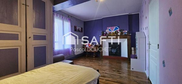 Vous avez besoin d'espace!! Cette maison est faite pour vous