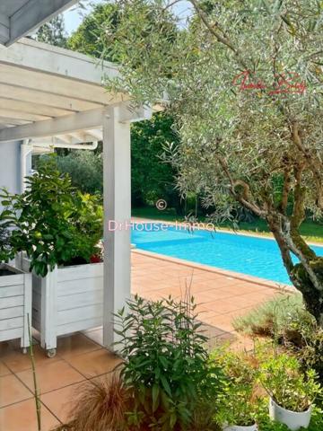 Maison à vendre 6 pièces de 150 m²