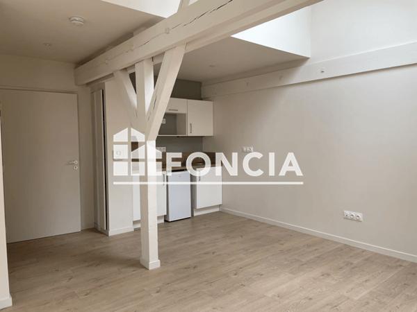 Location Studio 33.34 m² - 66 RUE NOTRE DAME Saint Brieuc 22000