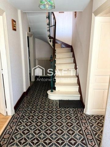 Maison de bourg 90m² avec de nombreuses dépendances