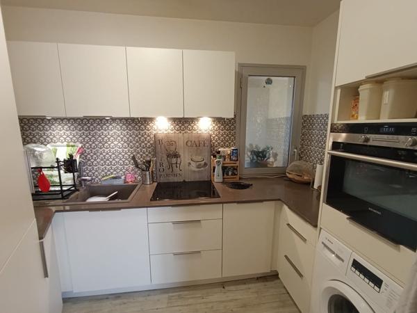 Appartement 3 pièces + terrasse + vaste garage