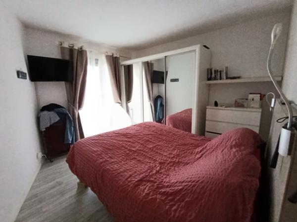 Appartement 3 pièces + terrasse + vaste garage