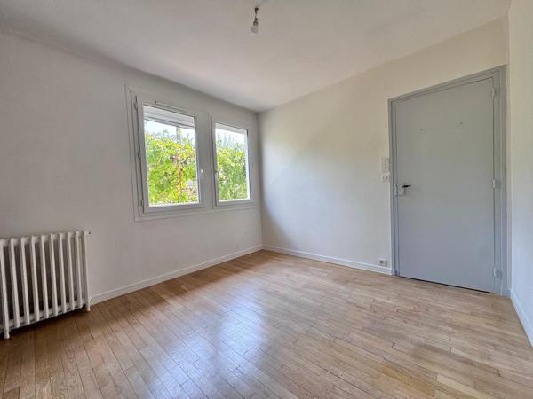Maison
         3 pièces
        - 56 m² Exclusivité 129 900 € *