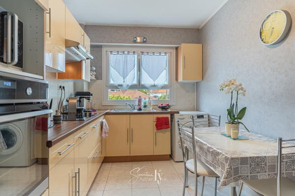 Appartement
         3 pièces
        - 67 m² Exclusivité 99 900 € *