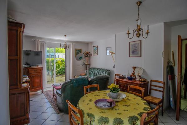 Maison 2 chambres sur terrain de 400 m²