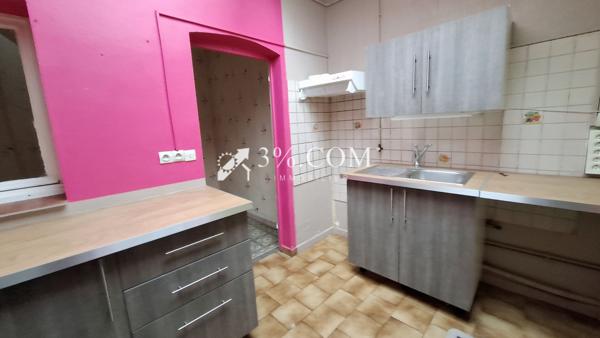 Abbeville Centre : Abbevilloise à rénover, 55 m² hab. sans garage. Abbeville (80100)