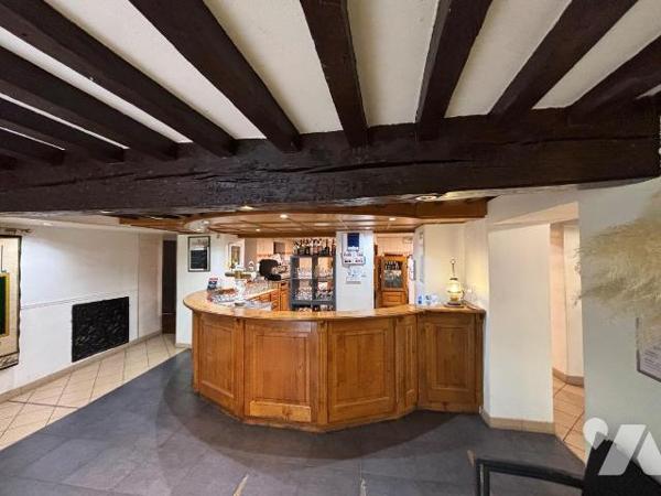 Au pied du château fort de Sedan, murs et fond de commerce d' une institution située dans les A...