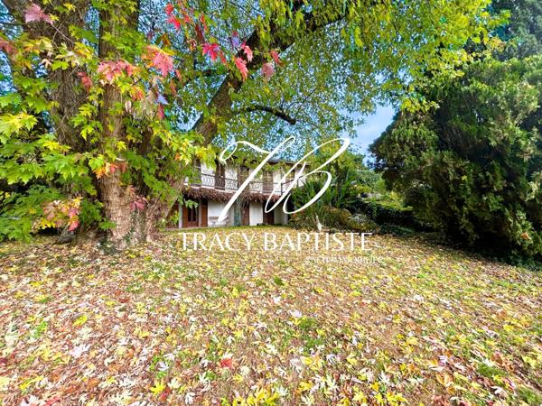 Propriété de charme au cœur d'un écrin de verdure