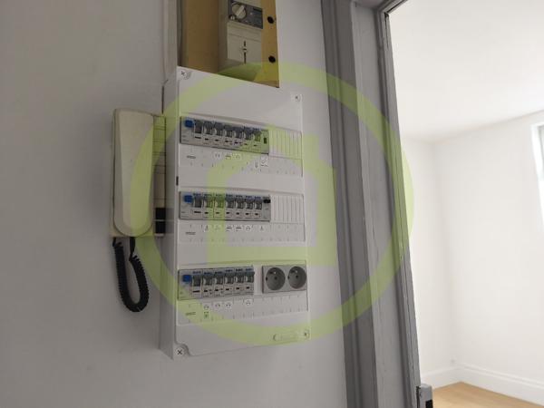 Immeuble à FOURMIES (59610)