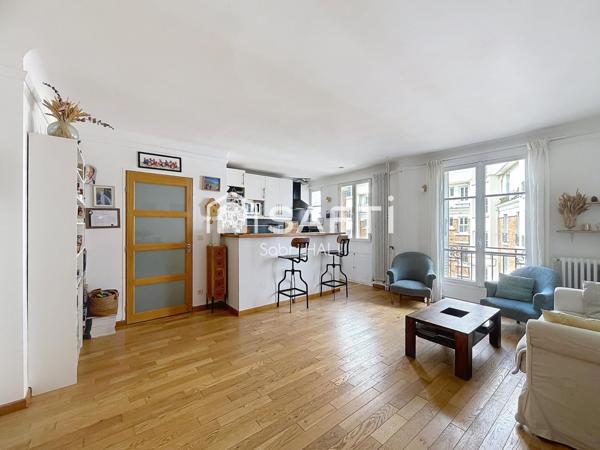 COURBEVOIE- 3 pièces lumineux - 5ème étage, ascenseur, à proximité des commerces et transports.