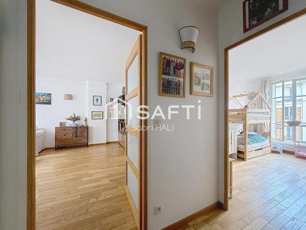 COURBEVOIE- 3 pièces lumineux - 5ème étage, ascenseur, à proximité des commerces et transports.