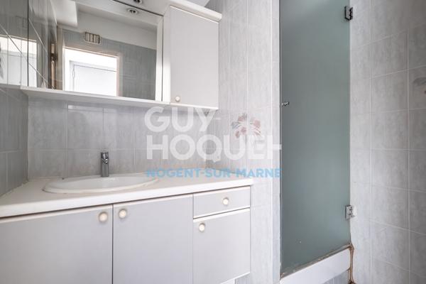 Appartement Champigny Sur Marne 4 pièces 72.51 m2 , parking , cave