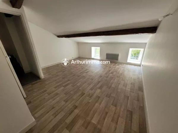 Location Maison 6 pièces 130 m2 à Loulay
