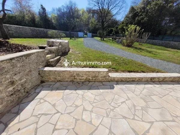 Location Maison 6 pièces 130 m2 à Loulay