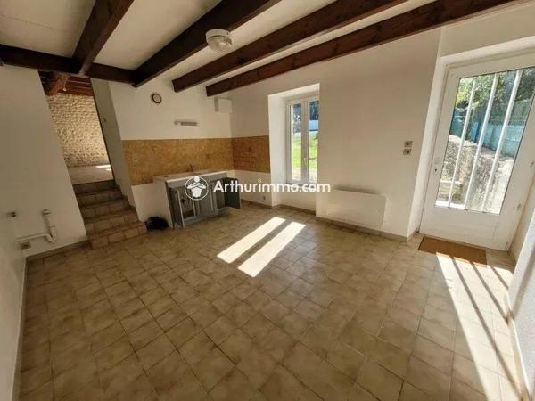 Location Maison 6 pièces 130 m2 à Loulay