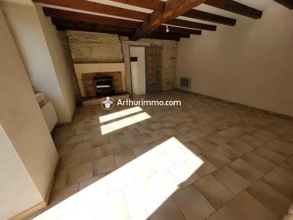 Location Maison 6 pièces 130 m2 à Loulay