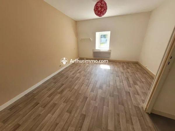 Location Maison 6 pièces 130 m2 à Loulay