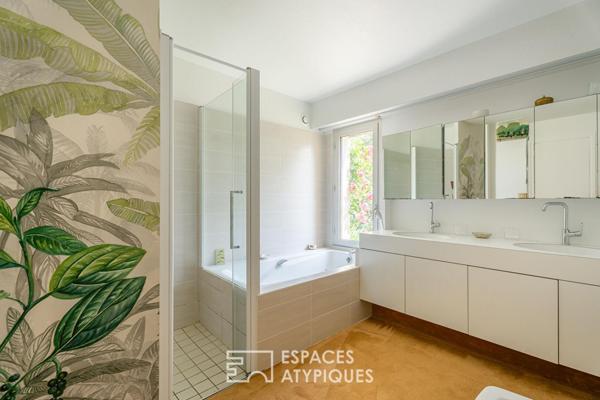 Maison d’architecte avec piscine au coeur du Bois du Vincin