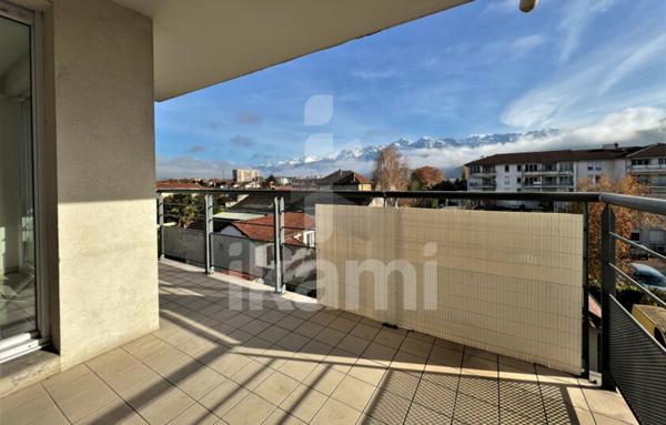 Appartement d'environ 80 m2