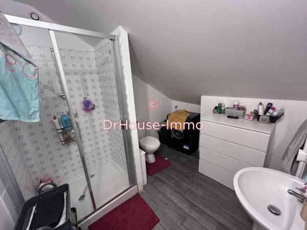 Immeuble à vendre 8 pièces de 250 m²