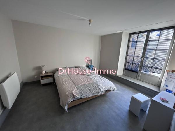 Immeuble à vendre 8 pièces de 250 m²