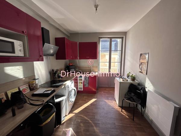 Immeuble à vendre 8 pièces de 250 m²