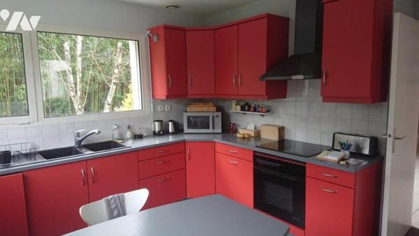 NANTES ZOLA DERVALLIERES Maison d’architecte de 210 m2 avec piscine sur belle parcelle arborée 