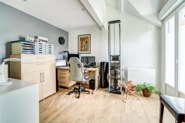 Chatou Bords de Seine, RER 20' à pied, maison 4 chambres entièrement rénovée