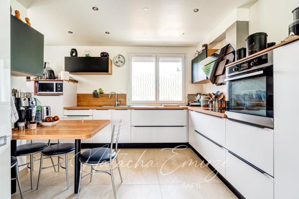 Chatou Bords de Seine, RER 20' à pied, maison 4 chambres entièrement rénovée