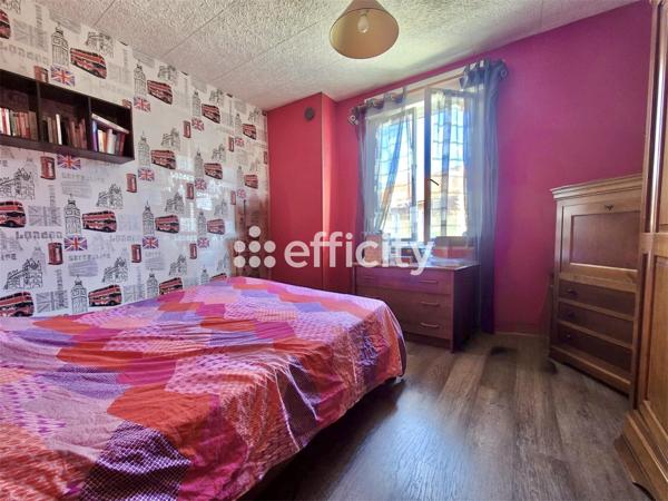 Immeuble 8 pièces - 260 m²